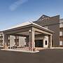 Country Inn & Suites by Radisson, Mt. Pleasant-Racine West, WI