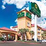 La Quinta Inn & Suites by Wyndham Beaumont West