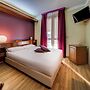 La Villa, Sure Hotel Collection by Best Western