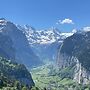 Hotel Bellevue - Traditional Swiss Hideaway