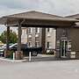 Super 8 by Wyndham Gardner