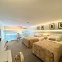 Metropole Hotel