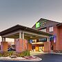 Holiday Inn Express Hotel & Suites Dayton-Centerville, an IHG Hotel