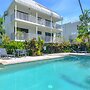 Seascape Holiday-Tropical Reef Apartment