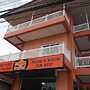 Moon Travel Guesthouse