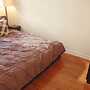 Midtown East 1BR with Private Balcony DR 26