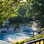 Opal Hot Springs & Holiday Park