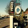 Ferry Motel