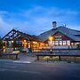 Old Faithful Snow Lodge & Cabins - Inside the Park