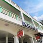 White Beach Hotel Puerto Galera powered by Cocotel