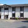 Budget Inn & Suites
