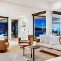 Spectacular Holiday Villa w Private Pool Gym Prima Views