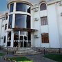 Saroy Palace Hotel
