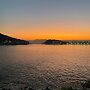 Modern Sea View / Late check-out on Sundays