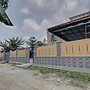 OYO 93088 Celine Home Syariah