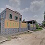 OYO 93127 Penginapan Budhe Sri