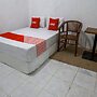 OYO 93161 Nurul Hikmah Homestay Syariah & Sport Center