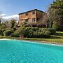 Amazing Villa Near The Lake With Pool