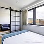 1-bed Apartment: Close to Wimbledon Station