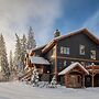 Copper Horse Lodge