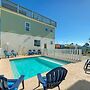 Huge Priv Rooftop w/ Ocean Glimpse View, Pool Seaside Lookout by Avant