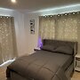 Manhattan Beach Vacation House - For solo, pair, family and business t