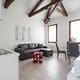 San Marco Style Canal View Apt 2 by Wonderful Italy