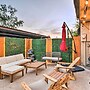 Scottsdale Gem: Pool Access, Walk to Old Town