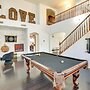 Luxe Family Home w/ Pool, 13 Mi to Dtwn Phoenix!