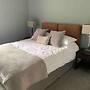 Beautiful 2-bed Study or Visit Flat