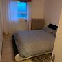 Room in Apartment - Normanton - Deluxe Double Room