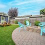 Charming 2 BDR Seaside Cottage 5 Min to Beach!