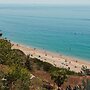 Sesimbra Beach House by Saudade