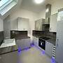 Remarkable 2-bed Penthouse in Wolverhampton