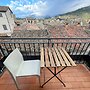 Elegant Apt - Spoleto A1 - Train Station 2 kms - Sleeps 6