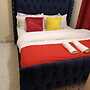 Lux suites Meridian Court Apartments