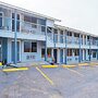 Regency Inn By Oyo Three Rivers