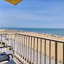 Inviting Virginia Beach Condo w/ Community Pool
