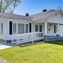 Main Street Home: 1 Mile to Callaway Gardens