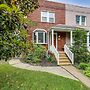 Modern Alexandria Townhome ~ 2 Mi to Old Town!