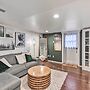 3 Mi to Dtwn Seattle: Queen Anne Apartment!