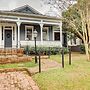 Comfy Central Natchez Hideaway: Walk to Dtwn!