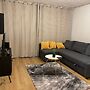 Walk to Lcy Airport/ Excel /dlr 1Br Flat