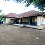 SPOT ON 93441 Gians Homestay Near SMKN 2 Kuripan