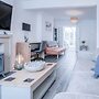 Castle Square - 2 Bedroom - Mumbles