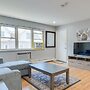 Chicago Vacation Rental Condo: 11 Mi to Downtown
