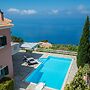 Idyllic Sunsets Seaviews Pool - Villa Melina