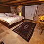 Crassula Cave Hotel