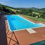 3bed Duplex - Balcony, Private Pool & Fireplace