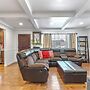 Fully Updated 3 BDR Seaside Home Minutes to Beach!